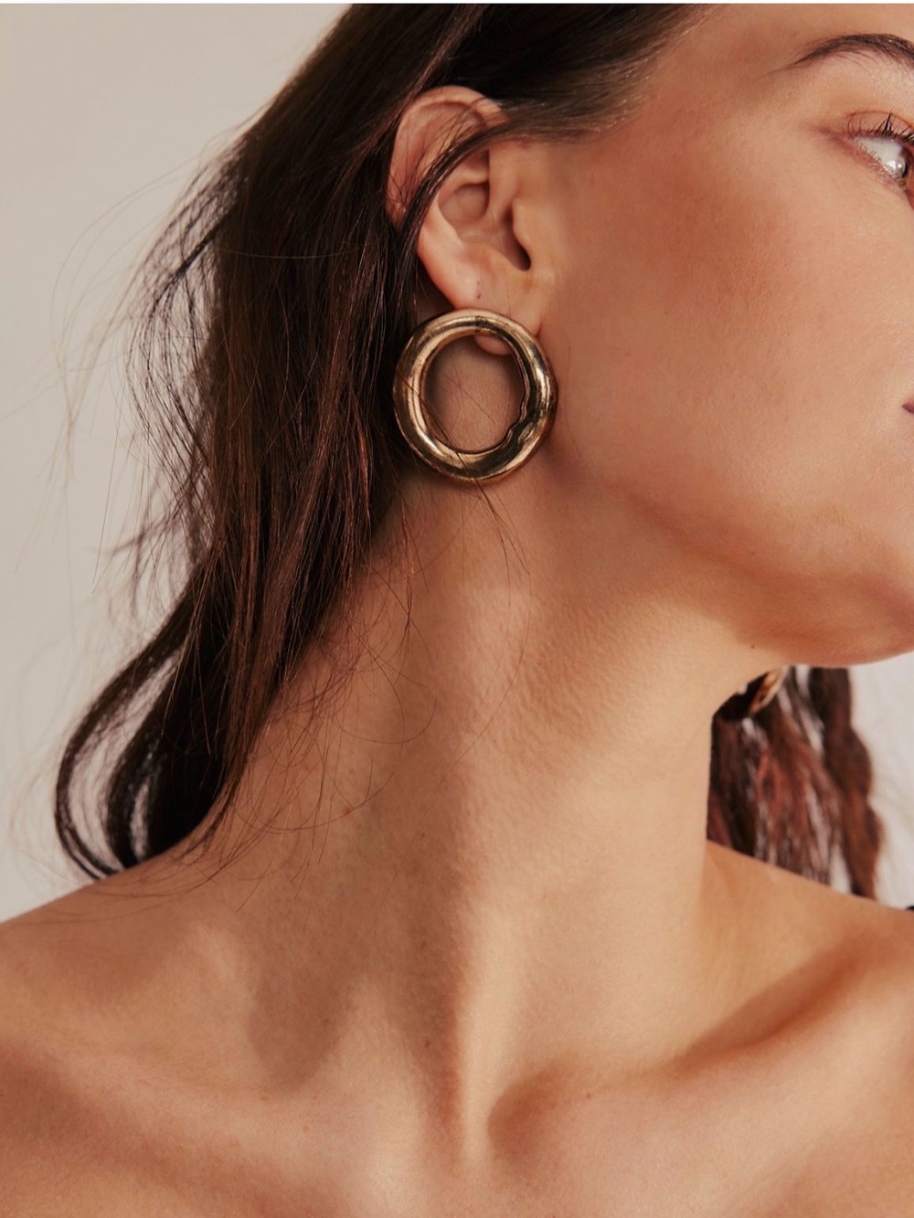 Una Hoop Earrings